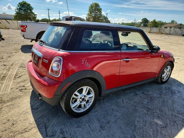 2012 MINI COOPER
