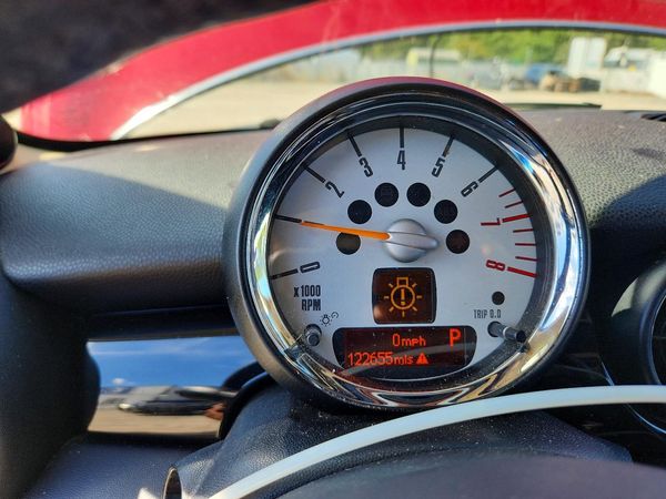 2012 MINI COOPER