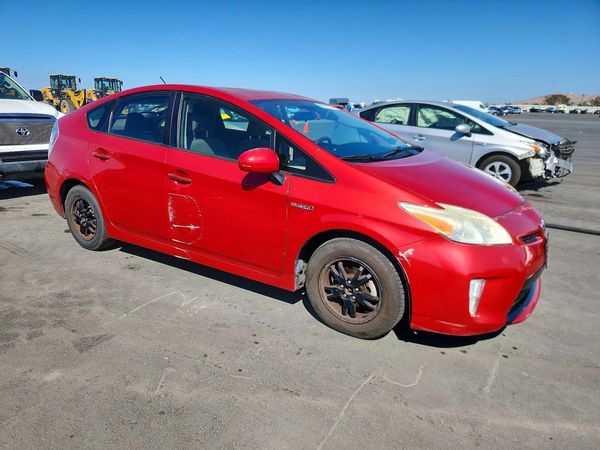2013 TOYOTA PRIUS