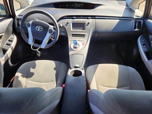 2013 TOYOTA PRIUS