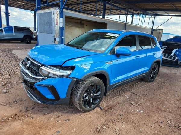 2022 VOLKSWAGEN TAOS