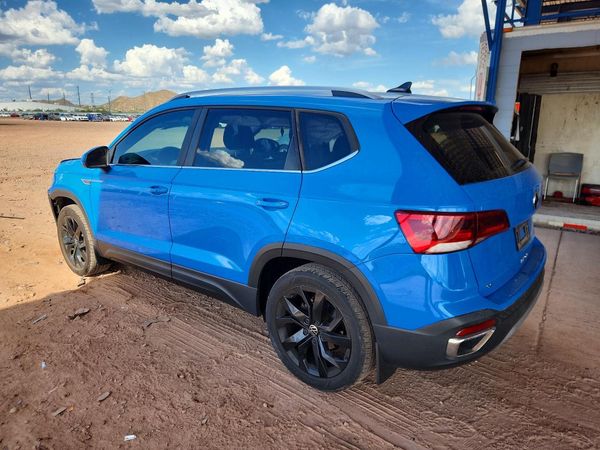 2022 VOLKSWAGEN TAOS