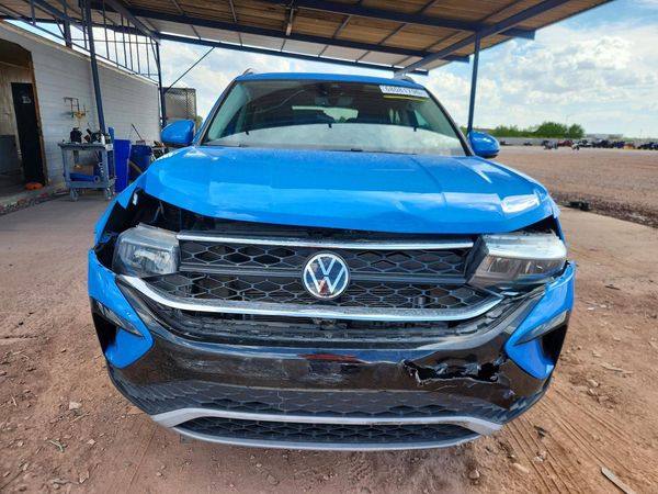 2022 VOLKSWAGEN TAOS
