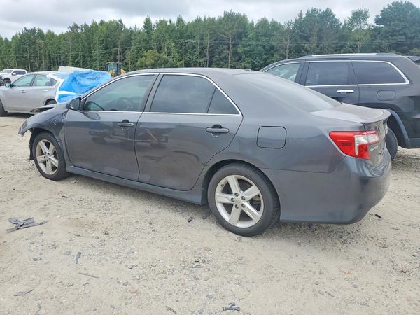 2013 TOYOTA CAMRY