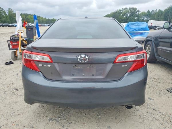 2013 TOYOTA CAMRY