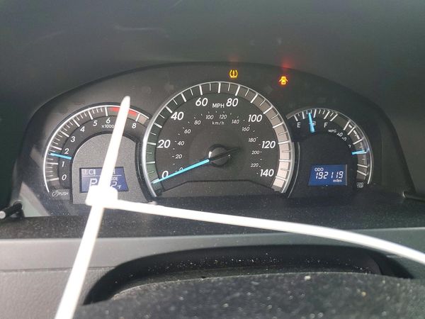 2013 TOYOTA CAMRY