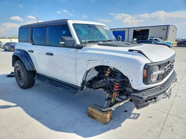 2025 FORD BRONCO Raptor — Passenger 3/4