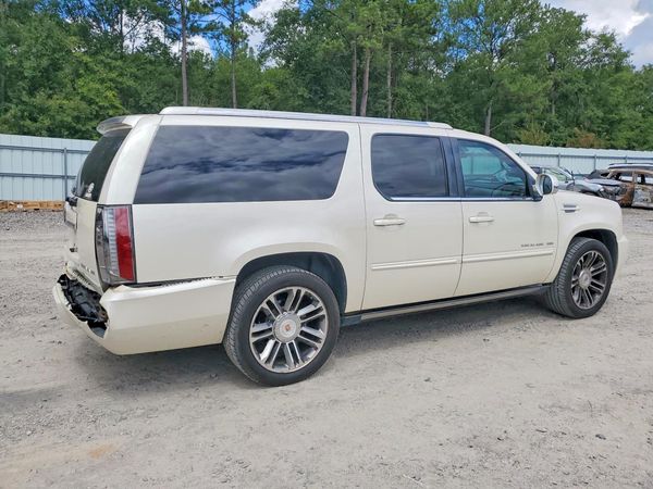 2013 CADILLAC ESCALADE ESV Premium