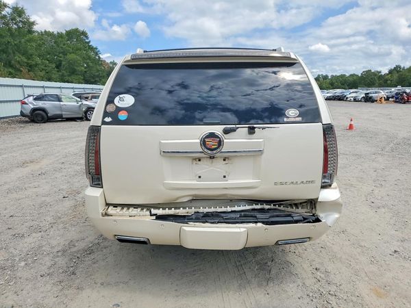 2013 CADILLAC ESCALADE ESV Premium