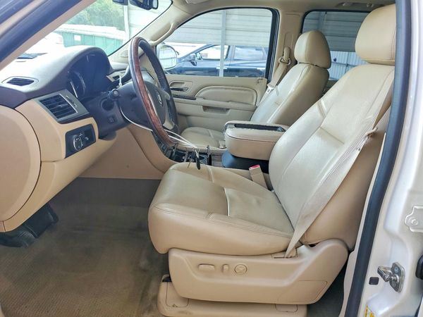2013 CADILLAC ESCALADE ESV Premium