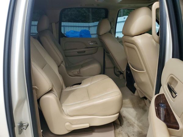 2013 CADILLAC ESCALADE ESV Premium