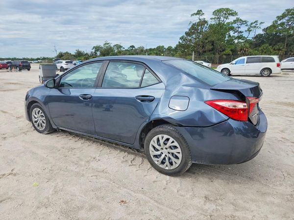 2017 TOYOTA COROLLA