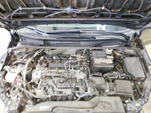 2025 TOYOTA COROLLA LE — Engine bay
