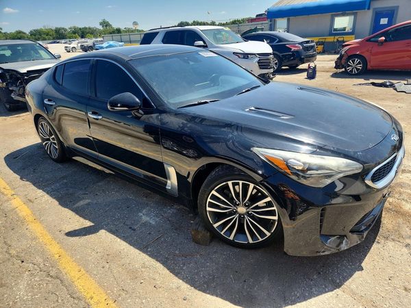 2018 KIA STINGER