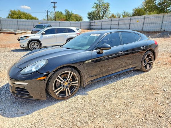 2015 PORSCHE PANAMERA
