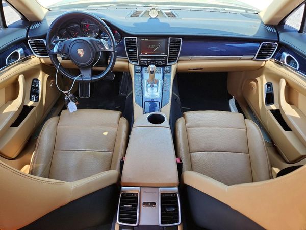 2015 PORSCHE PANAMERA Base (2WD), 4 (4WD)
