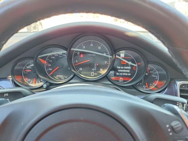 2015 PORSCHE PANAMERA Base (2WD), 4 (4WD)