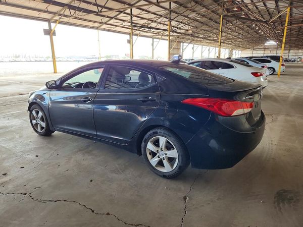 2013 HYUNDAI ELANTRA
