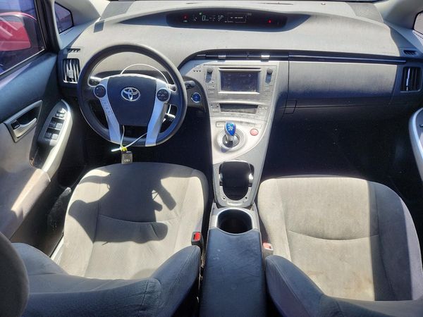 2014 TOYOTA PRIUS