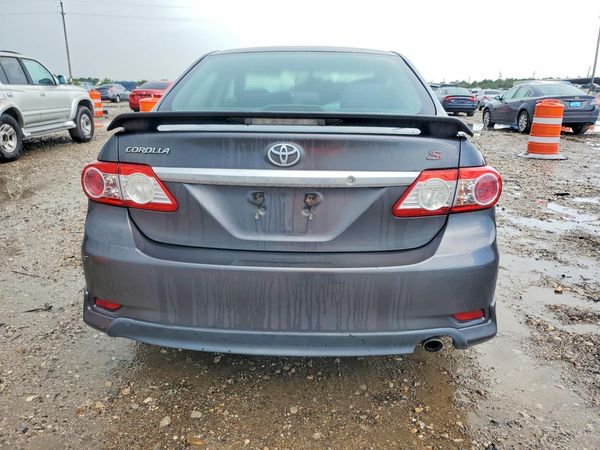 2013 TOYOTA COROLLA