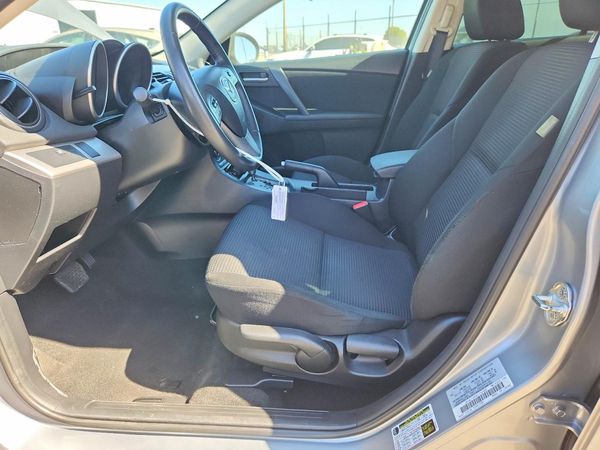 2013 MAZDA 3 Touring/GS