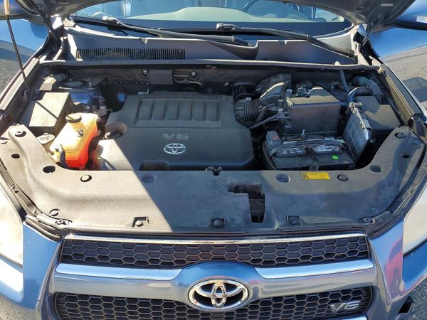 2012 TOYOTA RAV4 High