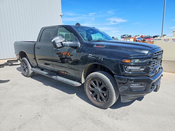 2026 RAM 2500 BIG HORN CREW CAB 4X4 — Passenger 3/4