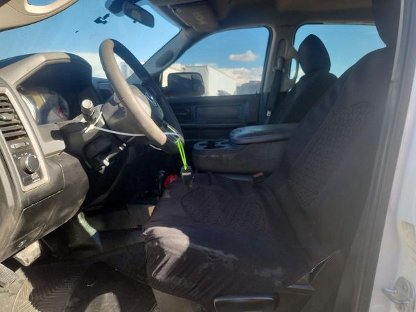 2018 RAM 3500 CREW CAB CHASSIS 4X4