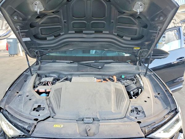 2024 AUDI Q8 E-TRON — Engine bay
