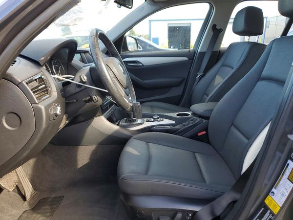 2015 BMW X1 sDrive28i — DENT