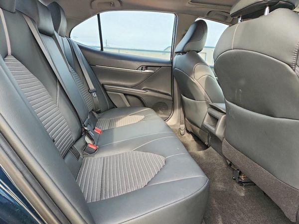 2019 TOYOTA CAMRY