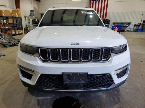 2024 JEEP GRAND CHEROKEE