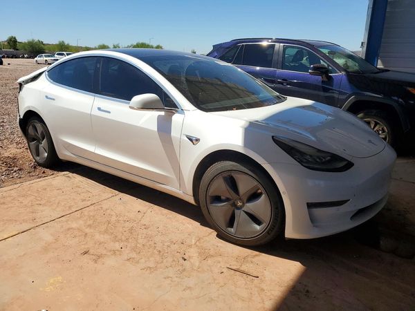 2020 TESLA MODEL 3 — Passenger 3/4