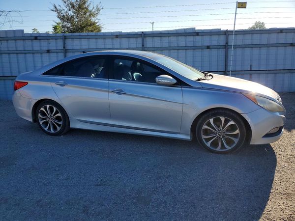 2014 HYUNDAI SONATA