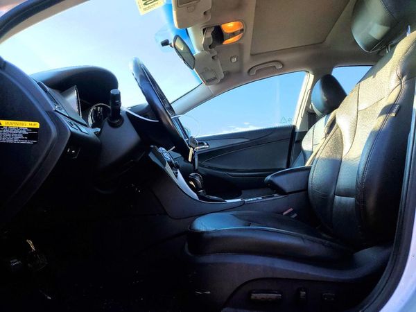 2014 HYUNDAI SONATA