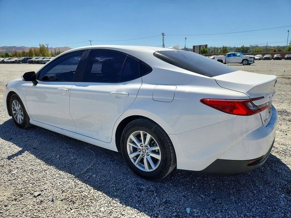 2025 TOYOTA CAMRY