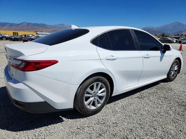2025 TOYOTA CAMRY