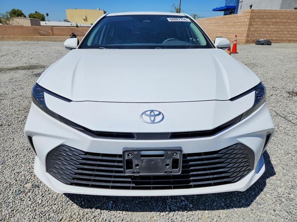 2025 TOYOTA CAMRY