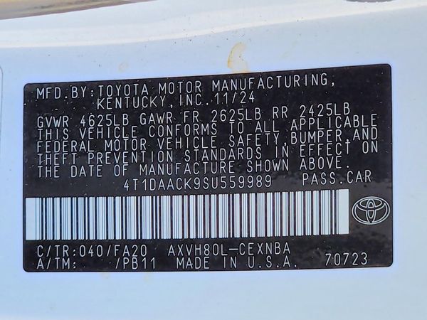 2025 TOYOTA CAMRY