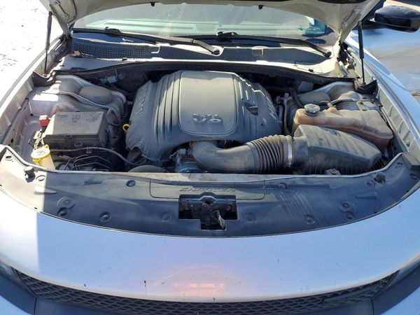 2022 DODGE CHARGER R/T — Engine bay