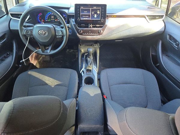 2022 TOYOTA COROLLA