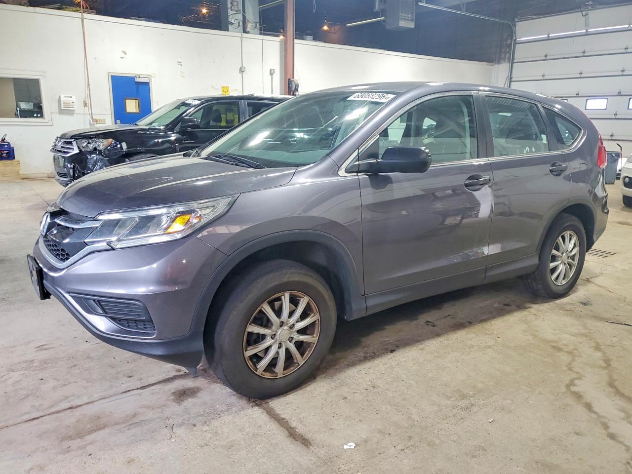 2015 HONDA CRV LX — Front 3/4