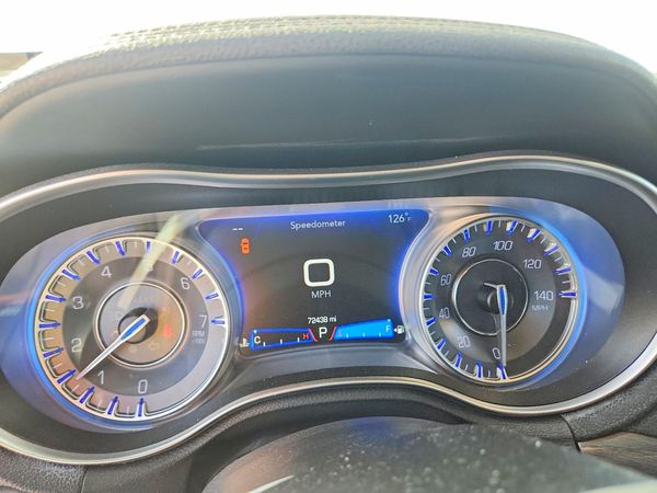 2019 CHRYSLER 300