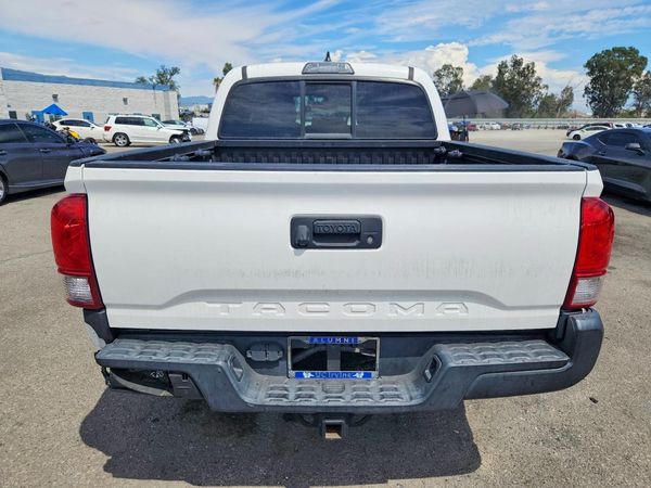 2016 TOYOTA TACOMA