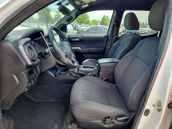 2016 TOYOTA TACOMA