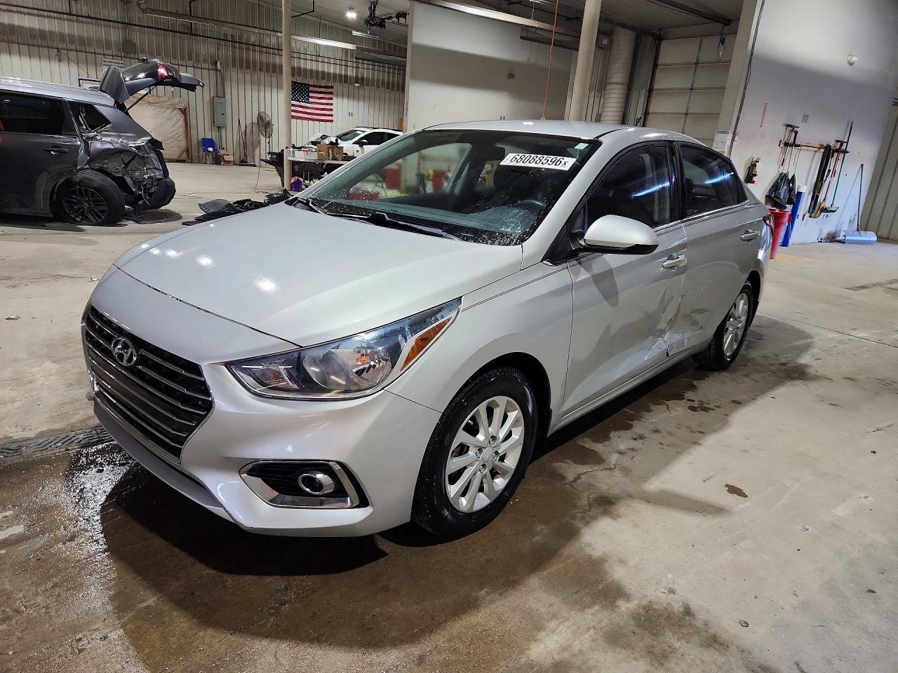 2019 HYUNDAI ACCENT SE and SEL
