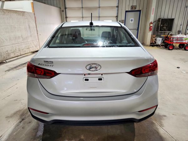2019 HYUNDAI ACCENT SE and SEL