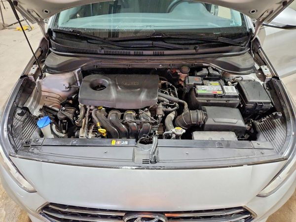 2019 HYUNDAI ACCENT SE and SEL