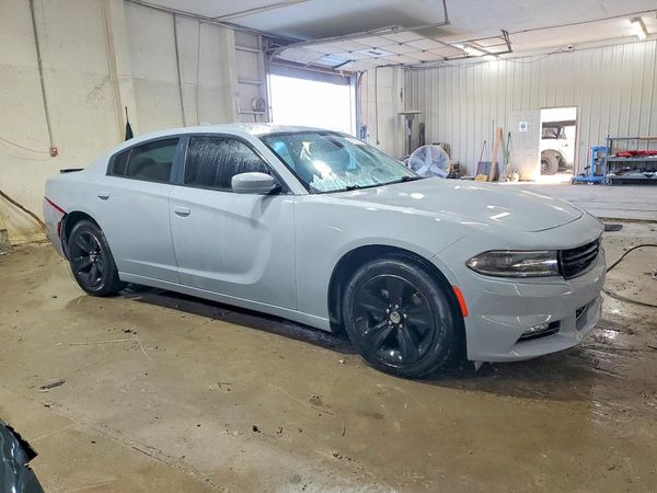 2016 DODGE CHARGER SXT