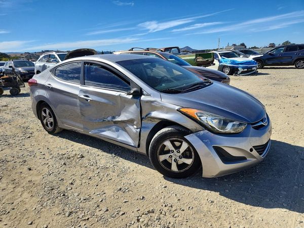 2014 HYUNDAI ELANTRA